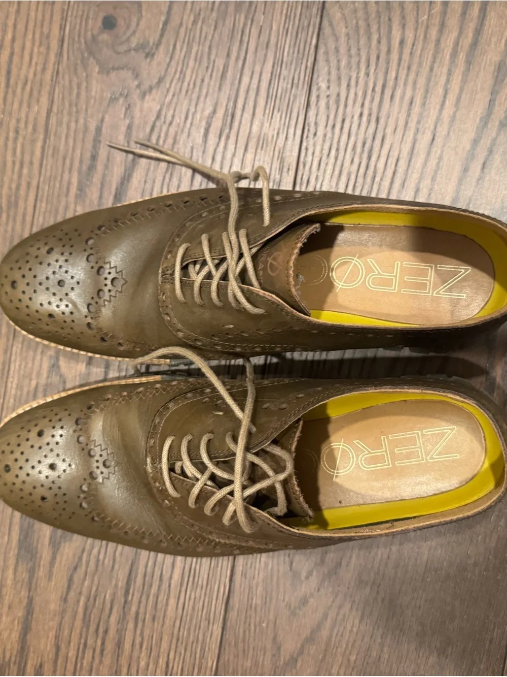 Cole Haan golden brown metallic Wingtip Brogues with Lug Sole zero’s. 9size men